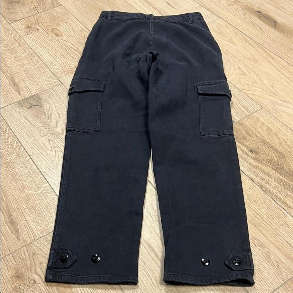 Aritzia Wilfred Free Modern Cargo Pant - Dark washed black - Picture 8 of 8